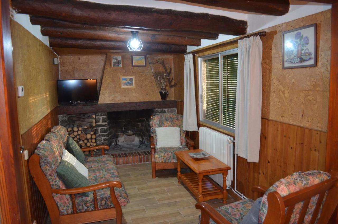 Вилла Casa Corroncui Sant Marti de Canals Экстерьер фото